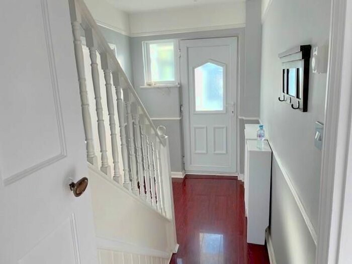 3 Bedroom Semi-Detached House To Rent In Curran Avenue, Wallington SM6