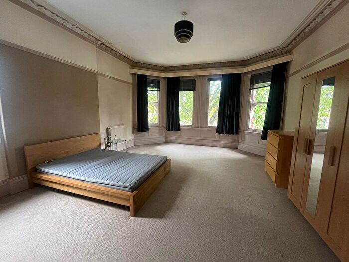 1 Bedroom Flat To Rent In Penylan Road, CF23