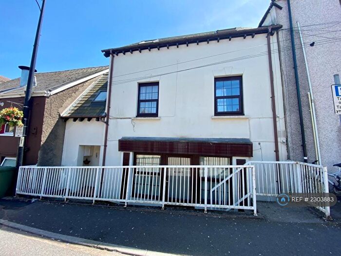 2 Bedroom Maisonette To Rent In Thomas Street, Chepstow, NP16