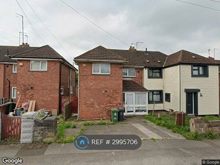 3 Bedroom Semi-Detached House To Rent In Pugh Crescent, Walsall, WS2
