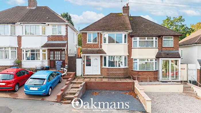 3 Bedroom Semi Detached House For Sale In Woolacombe Lodge Road, Birmingham, B29