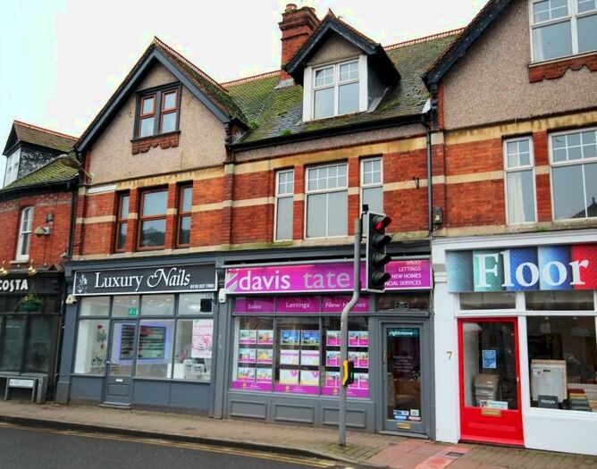 1 Bedroom Apartment To Rent In High Street, Twyford, Reading, Berkshire, RG10