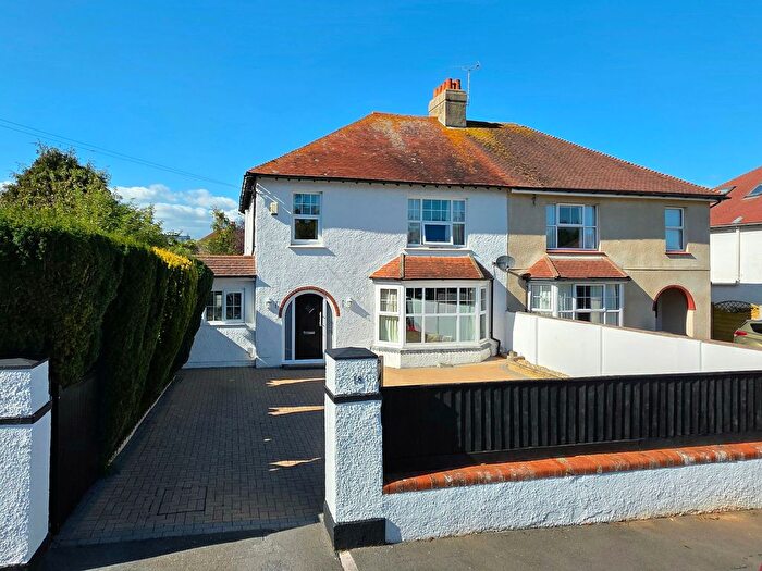 3 Bedroom Semi-detached House For Sale In Babbacombe, Torquay, TQ1