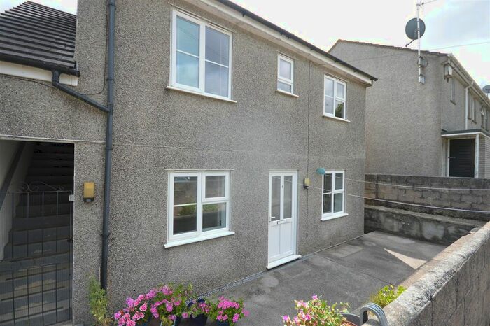 2 Bedroom Flat To Rent In Tresavean Flats, Tresavean Hill, Lanner Moor, Redruth, TR16