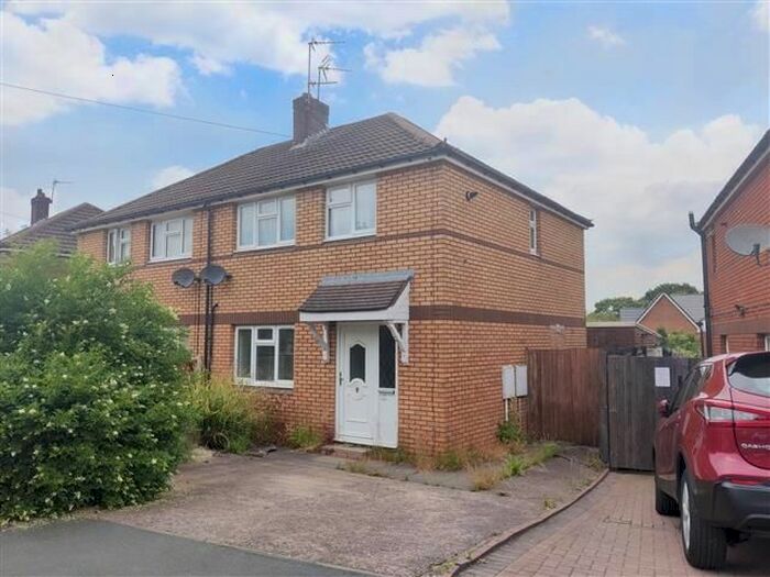 2 Bedroom Property To Rent In Wychbury Road, Stourbridge, DY9