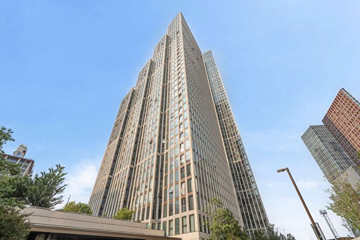 2 Bedroom Flat For Sale In Thames City, Nine Elms, London, SW8