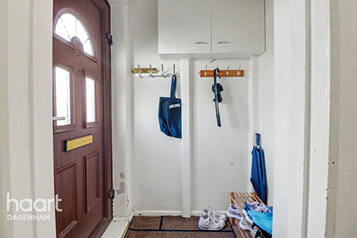 3 Bedroom Terraced House For Sale In Rowney Gardens, Dagenham, RM9