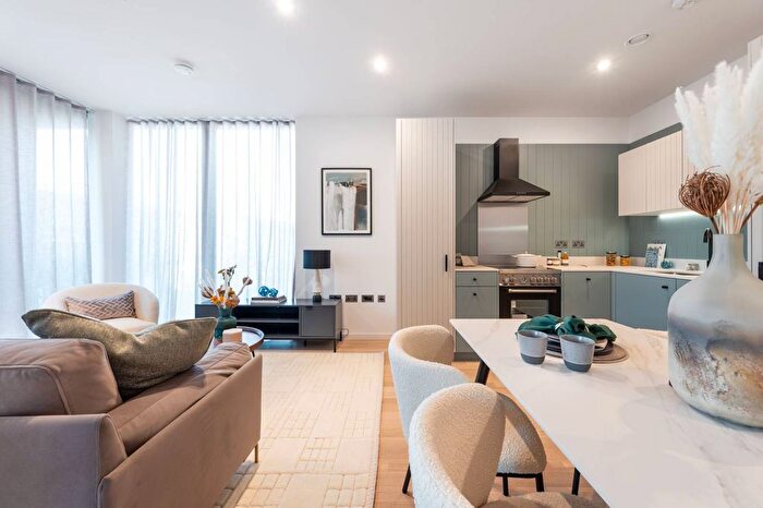 1 Bedroom Flat For Sale In The Brentford Project, Brentford, TW8