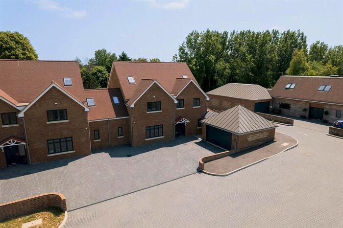 5 Bedroom Link Detached House For Sale In Little Horsted, Uckfield, TN22