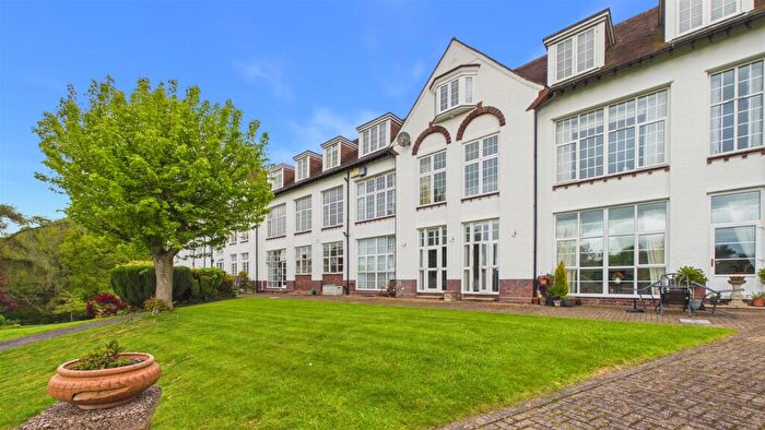 2 Bedroom Apartment For Sale In Romsley Hill Grange Farley Lane, Romsley, Halesowen, B62