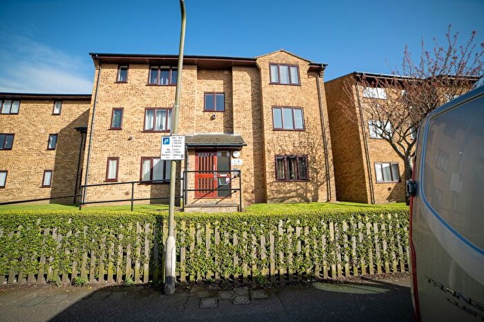 1 Bedroom Flat For Sale In Western Road, Western House Western Road, CT14
