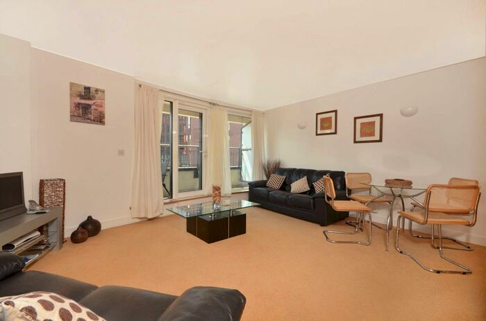 2 Bedroom Flat To Rent In Stanley Road, Woking, GU21