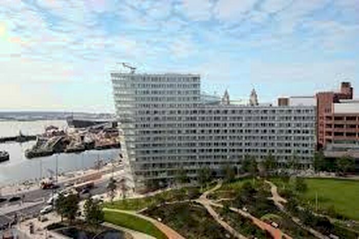 2 Bedroom Apartment To Rent In Kenyon Steps, Liverpool, L3