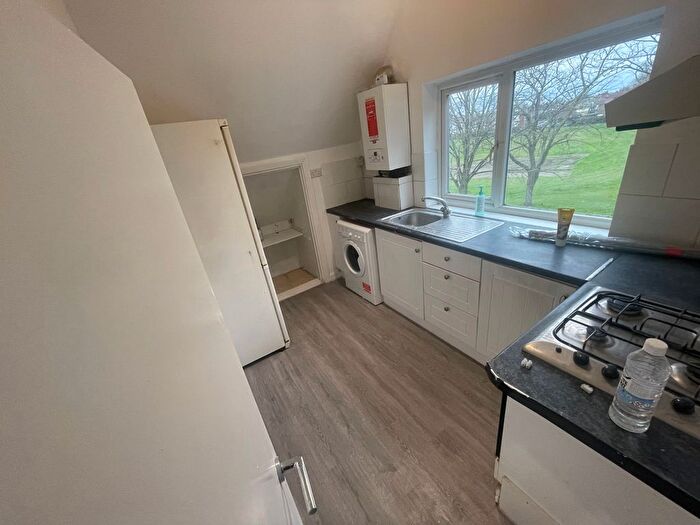 1 Bedroom Flat To Rent In Green Lane, Dagenham, RM8