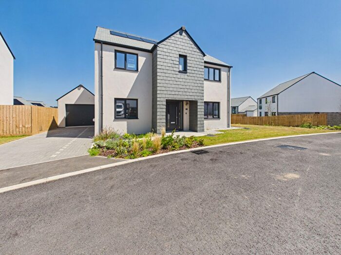 4 Bedroom Detached House For Sale In Upton Green, Bude, EX23
