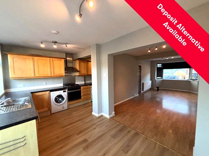 3 Bedroom Terraced House To Rent In Elm Close, Carshalton, Surrey, SM5