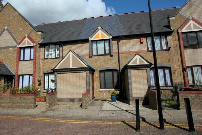 2 Bedroom Terraced House To Rent In President Drive, Wapping, London, E1W