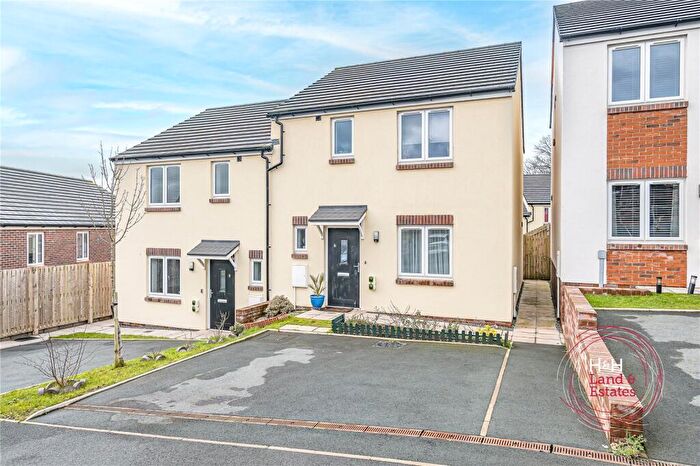 3 Bedroom Semi Detached House For Sale In Chase Park, Penrith, Cumbria, CA11