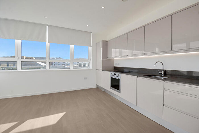 1 Bedroom Flat To Rent In Silbury Boulevard, Central Milton Keynes, MK9