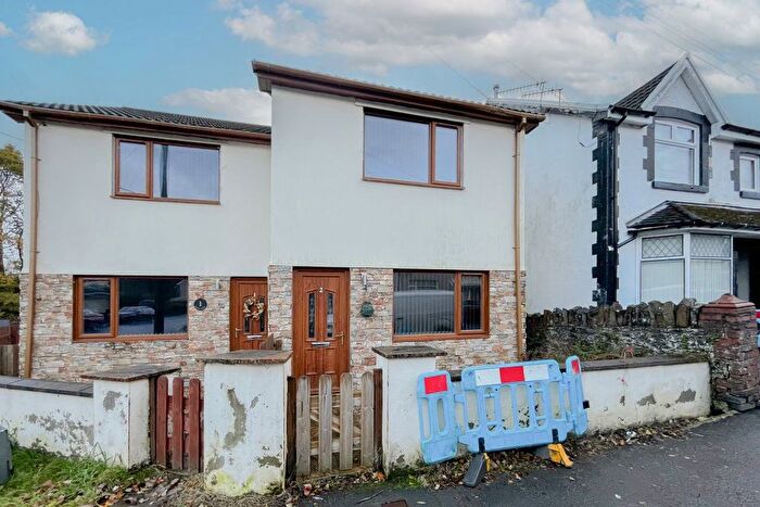 2 Bedroom Property To Rent In Celyn Court, Pantycelyn Street, Ystrad Mynach, CF82