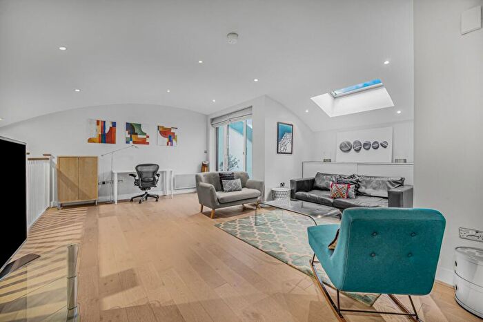2 Bedroom Flat For Sale In Angel Southside, Owen Street, EC1V