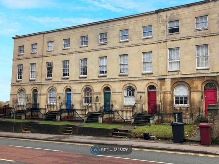 1 Bedroom Flat To Rent In Blenheim Place, Reading, RG1