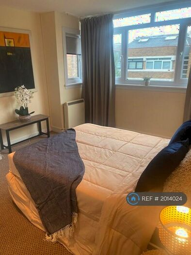 2 Bedroom Maisonette To Rent In Lothian Court, Glasgow, G41