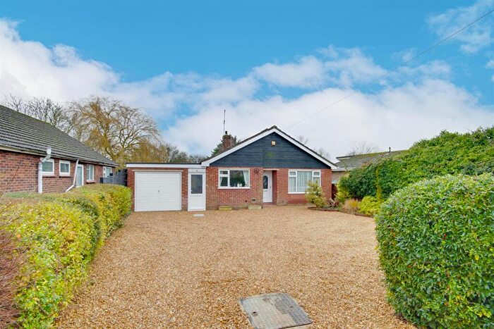 3 Bedroom Detached Bungalow For Sale In St. Ives Road, Somersham, PE28