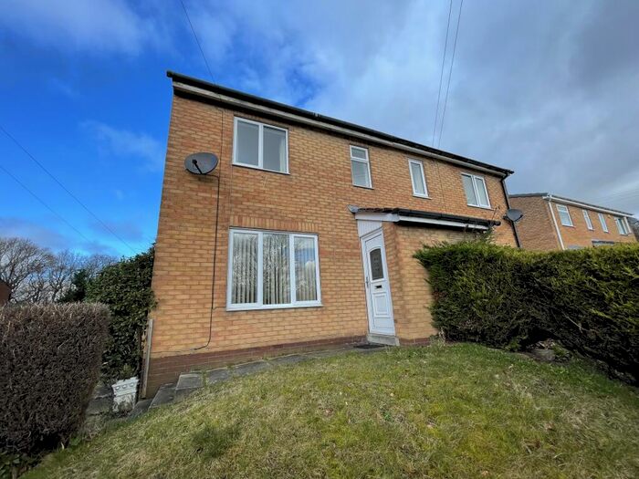 3 Bedroom House To Rent In Abbey Brook Drive, Sheffield, S8