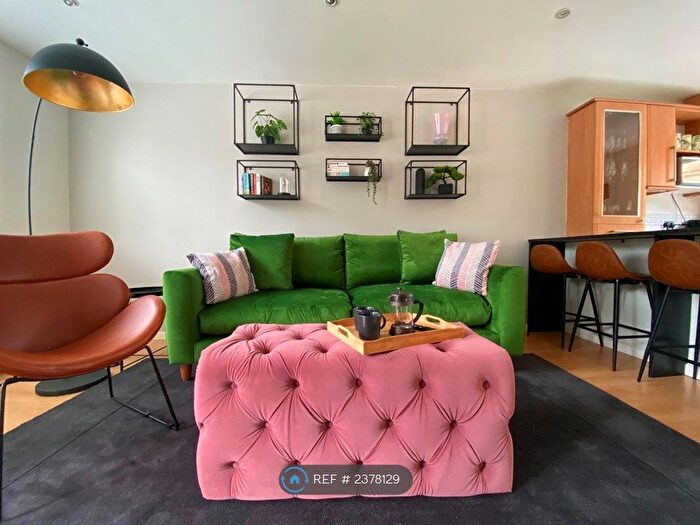 2 Bedroom Terraced House To Rent In Sonning Gardens, Hampton, TW12