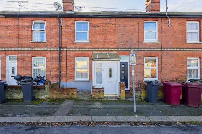 4 Bedroom Terraced House To Rent In Orts Road, Reading, RG1