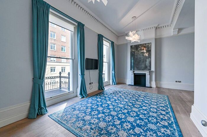 2 Bedroom Flat For Sale In Stanhope Terrace, Hyde Park Estate, London, W2