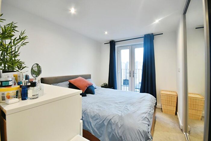 2 Bedroom Flat For Sale In Enriqueta Rylands Close, Manchester, Lancashire, M32