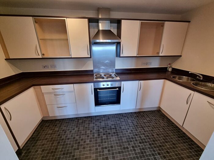 2 Bedroom Flat For Sale In Gladstone Mews, Warrington, WA2