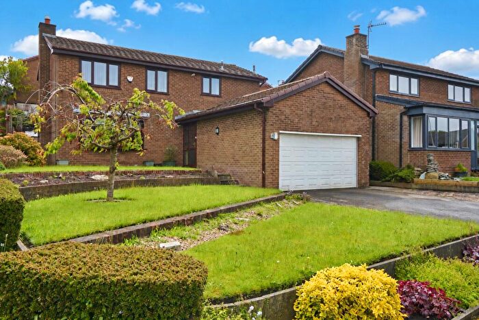 4 Bedroom Detached House For Sale In Whittle Drive, Shaw, Oldham, Greater Manchester, OL2