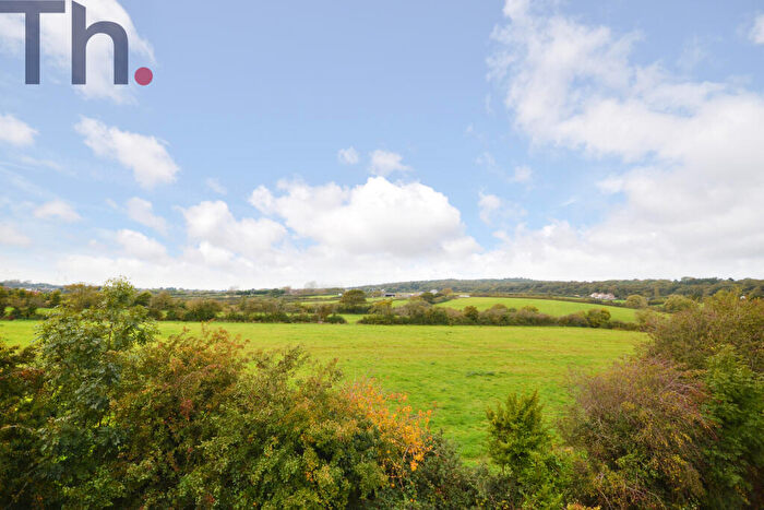 4 Bedroom End Of Terrace House For Sale In Newport, PO30