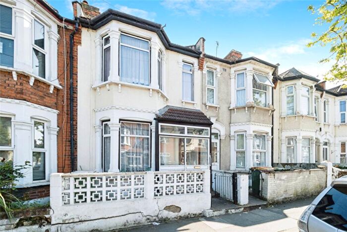 3 Bedroom Terraced House For Sale In Shelley Avenue, Manor Park, East Ham, E12