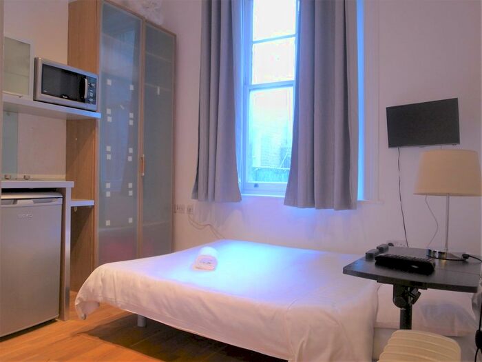 Studio To Rent In St Petersburgh Place, Bayswater, London, W2