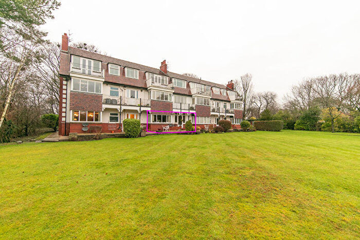 2 Bedroom Flat For Sale In 'Farnholme' No., Moorland Road, Poulton-le-Fylde, Lancs, FY6