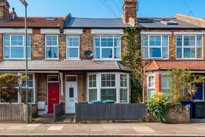 2 Bedroom Terraced House To Rent In Leopold Road, East Finchley, N2