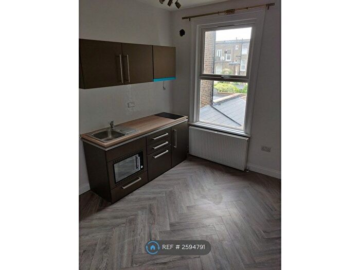 Studio To Rent In Maygrove Road, London, NW6