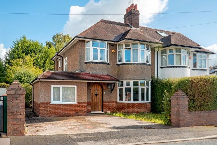 3 Bedroom Semi-Detached House For Sale In Redbrook Road, Ridgeway, NP20