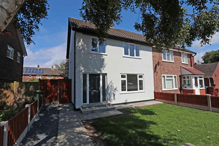 3 Bedroom Semi-Detached House For Sale In Meadow Lane, Ainsdale, Southport, PR8