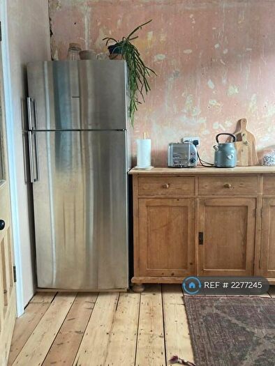 2 Bedroom Flat To Rent In Athelstan Road, Margate, CT9