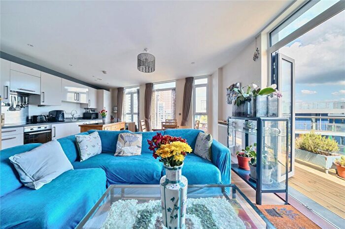 3 Bedroom Apartment For Sale In Hatton Road, Alperton, HA0