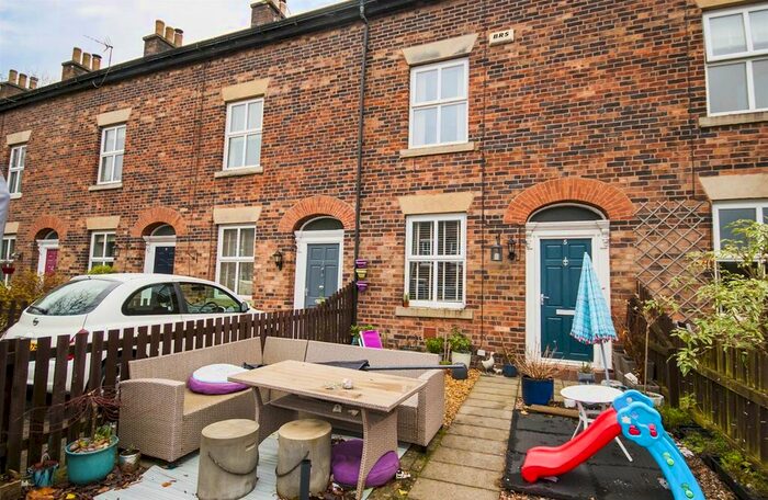 3 Bedroom Property To Rent In Holly Street, Summerseat, Bury, BL9
