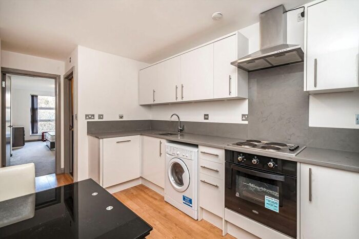 1 Bedroom Flat To Rent In Uxbridge Road, London, W13