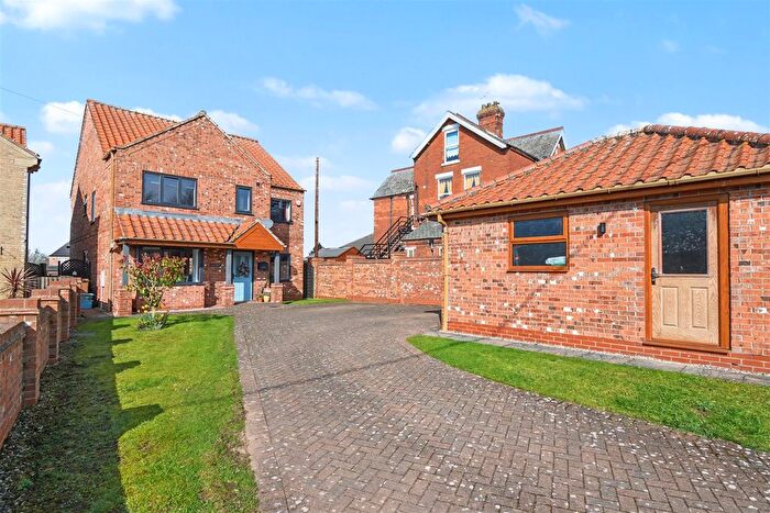 5 Bedroom Detached House For Sale In Vicarage Road, Wrawby, Brigg, DN20