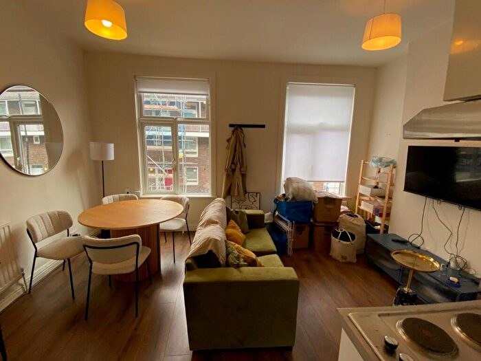 2 Bedroom Flat To Rent In Hornsey Road, London, N19