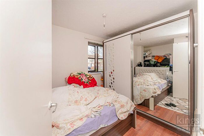 1 Bedroom Flat For Sale In Creighton Road, London, N17